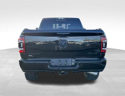 2023 RAM 2500 Big Horn Crew Cab 4x4 6'4' Box