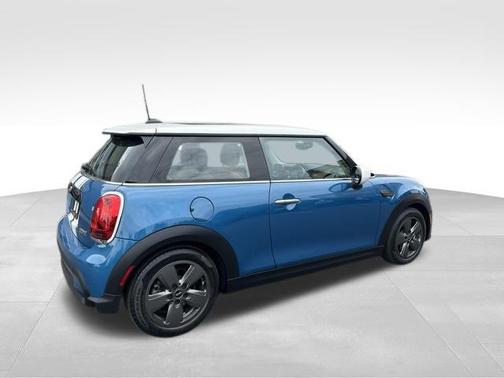 2022 MINI Hardtop Oxford Edition