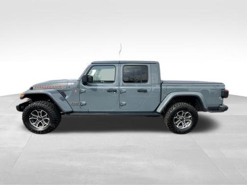 Anvil Clearcoat 2025 Jeep Gladiator Mojave X