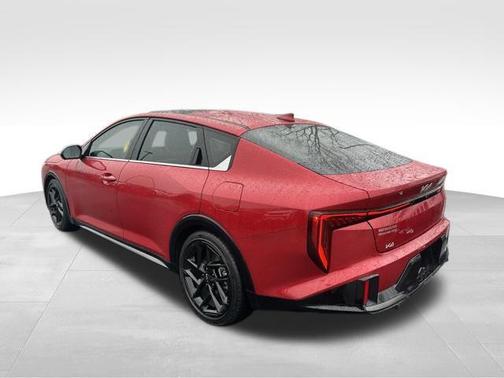 2025 Kia K4 GT-Line Turbo