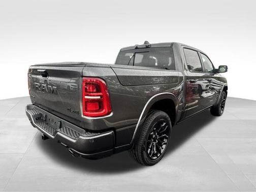 Granite Crystal Metallic Clearcoat 2026 RAM 1500 Limited