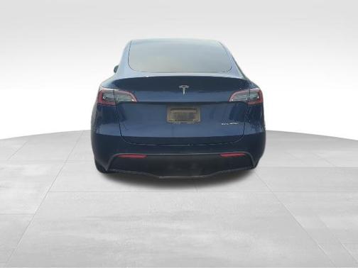 Deep Blue Metallic 2022 Tesla Model Y Long Range Dual Motor All-Wheel Drive