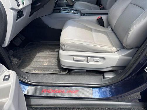 Obsidian Blue Pearl 2021 Honda Ridgeline RTL-E