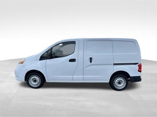 2021 Nissan NV200 S