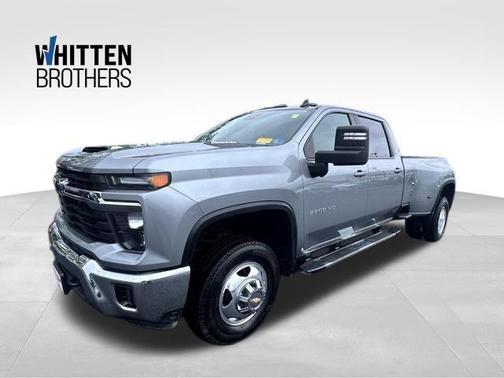 Sterling Gray Metallic 2024 Chevrolet Silverado 3500 LT
