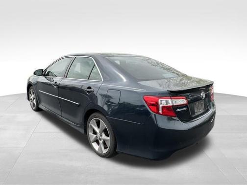 2014 Toyota Camry SE Sport