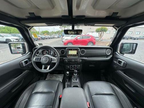 2023 Jeep Wrangler 4-Door Sahara 4x4
