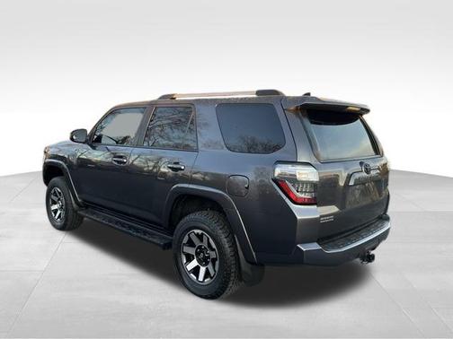2020 Toyota 4Runner SR5