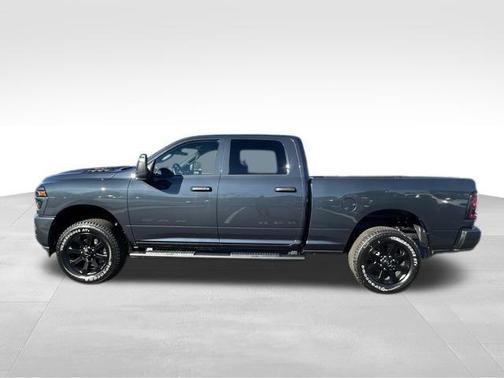 2026 RAM 2500 Black Express Crew Cab 4x4 6'4' Box