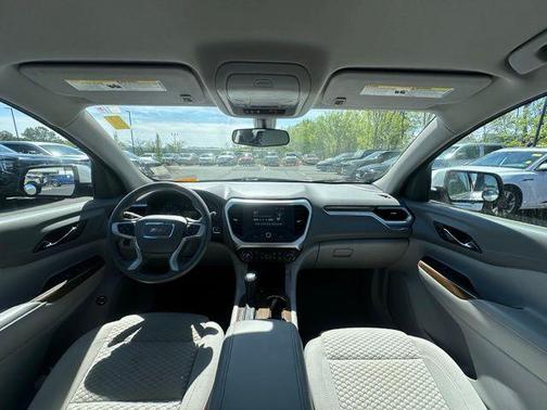 2019 GMC Acadia SLE-2