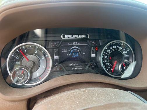 2021 RAM 2500 Laramie Crew Cab 4x4 6'4' Box