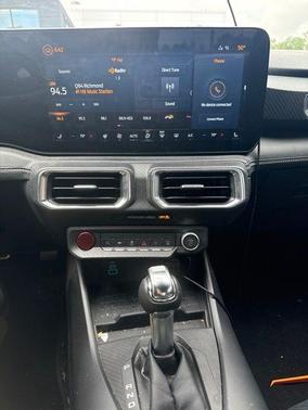Oxford White 2024 Ford Mustang EcoBoost Premium