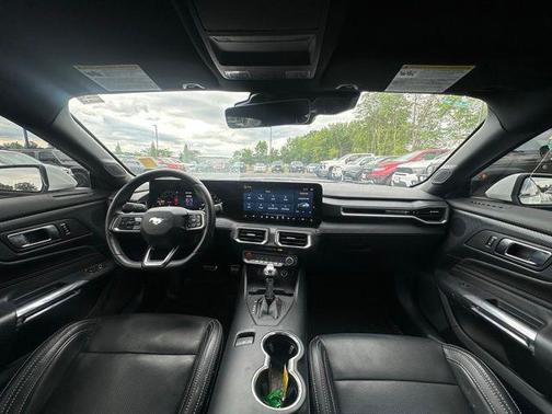 Oxford White 2024 Ford Mustang EcoBoost Premium