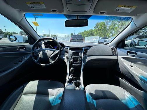 Starlight Silver 2015 Hyundai SONATA Hybrid Limited