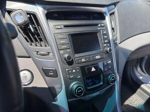 Starlight Silver 2015 Hyundai SONATA Hybrid Limited