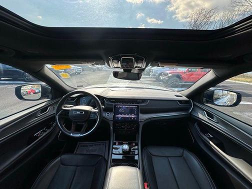 2023 Jeep Grand Cherokee L Overland