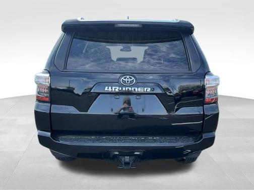 Midnight Black Metallic 2018 Toyota 4Runner Limited