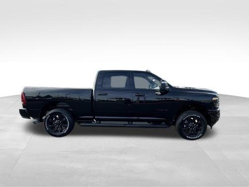 2025 RAM 2500 Laramie Crew Cab 4x4 6'4' Box