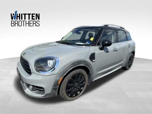 Moonwalk Grey Metallic 2019 MINI Countryman Cooper