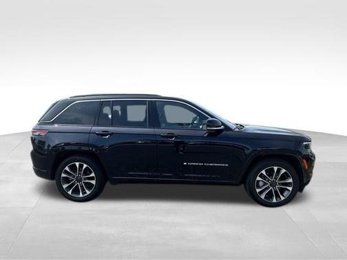 2024 Jeep Grand Cherokee Overland