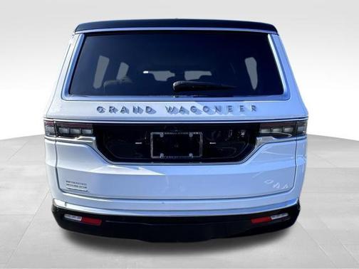 Bright White Clearcoat 2023 Jeep Grand Wagoneer 4x4