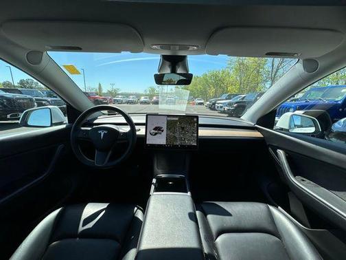 Pearl White Multi-Coat 2022 Tesla Model Y Long Range Dual Motor All-Wheel Drive