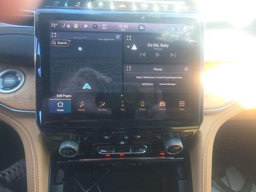 Diamond Black Crystal Pearlcoat 2023 Jeep Grand Cherokee L Summit Reserve