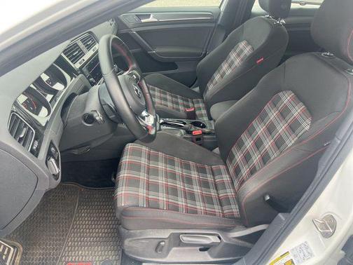 2019 Volkswagen Golf GTI 2.0T S 4-Door