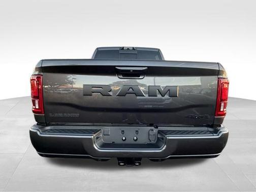 2025 RAM 2500 Laramie Crew Cab 4x4 6'4' Box