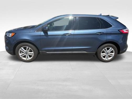 Blue Metallic 2019 Ford Edge SEL