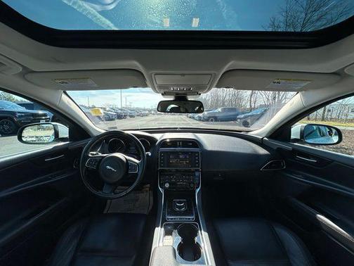 2017 Jaguar XE 20d Prestige