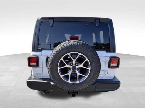 Bright White Clearcoat 2024 Jeep Wrangler Sport S