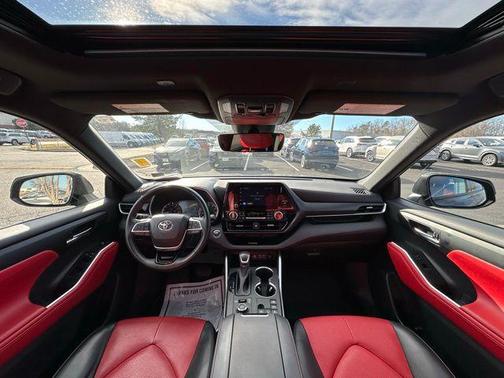 2023 Toyota Highlander XSE