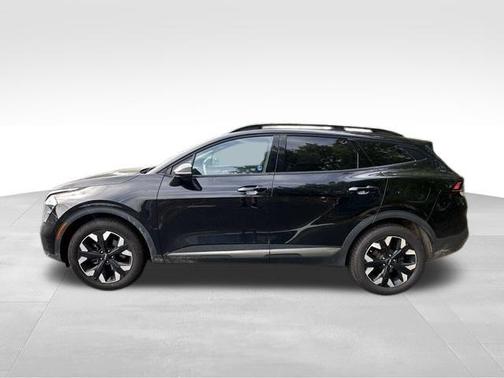 Ebony Black 2023 Kia Sportage X-Line