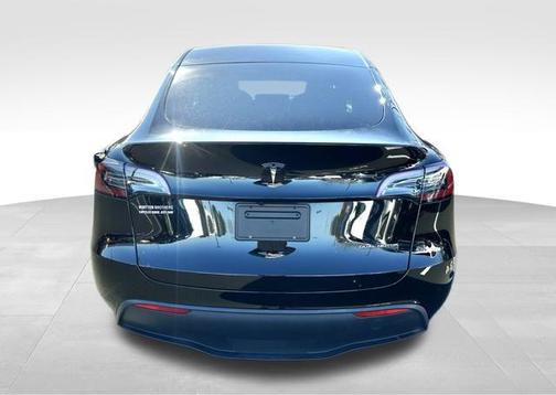 2025 Tesla Model Y Long Range Dual Motor All-Wheel Drive