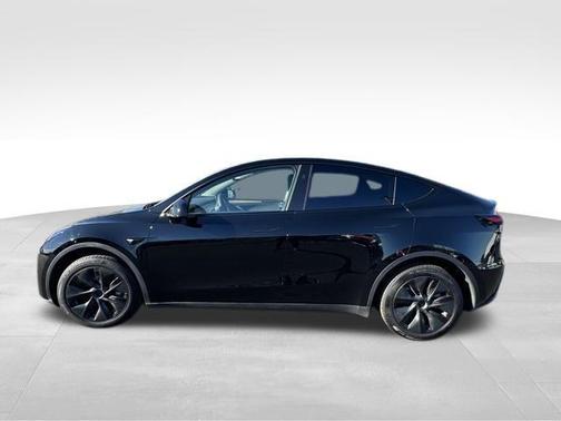 2025 Tesla Model Y Long Range Dual Motor All-Wheel Drive