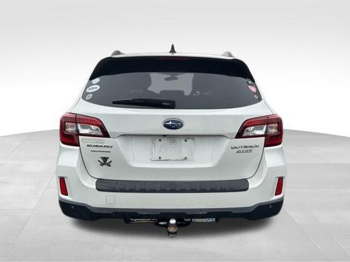 2017 Subaru Outback 2.5i Touring