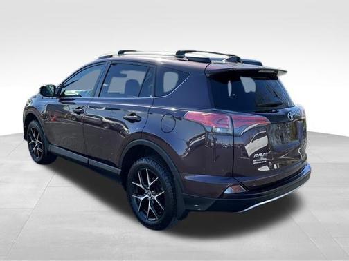 2018 Toyota RAV4 SE