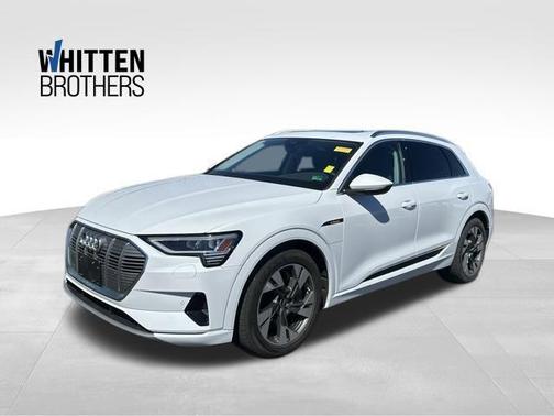 2022 Audi e-tron Premium