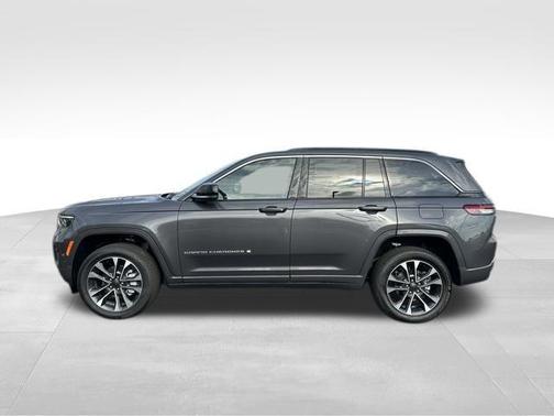 2025 Jeep Grand Cherokee Overland