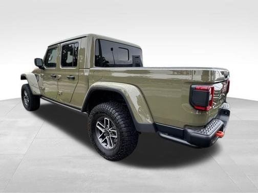 2025 Jeep Gladiator Mojave X