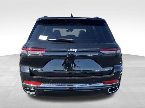 2025 Jeep Grand Cherokee Overland