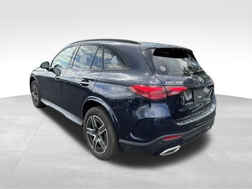 Nautical Blue Metallic 2023 Mercedes-Benz GLC 300 4MATIC