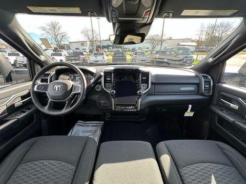 2025 RAM 2500 Big Horn Crew Cab 4x4 6'4' Box