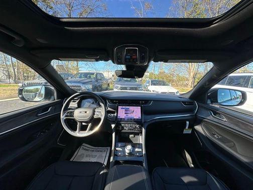 2025 Jeep Grand Cherokee L Overland