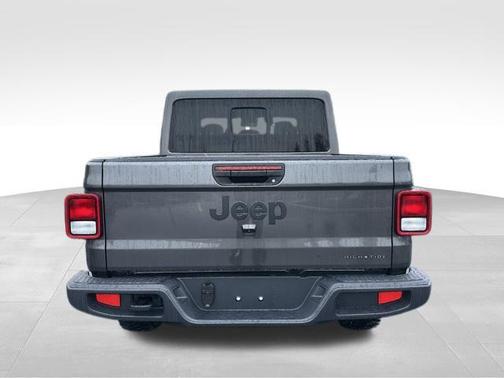 2025 Jeep Gladiator High Tide