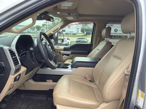 Ingot Silver 2018 Ford F-250 Lariat