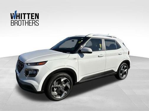 2024 Hyundai VENUE SEL