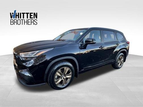 2023 Toyota Highlander Hybrid XLE