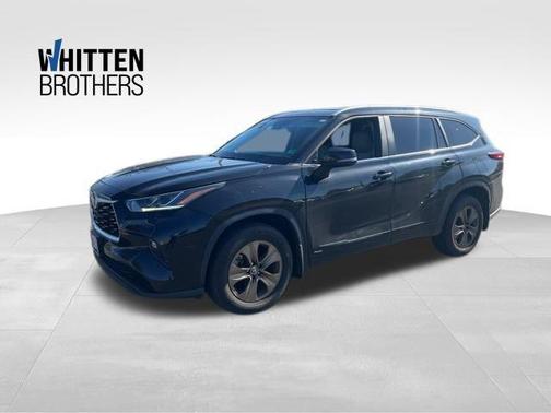 2023 Toyota Highlander Hybrid XLE